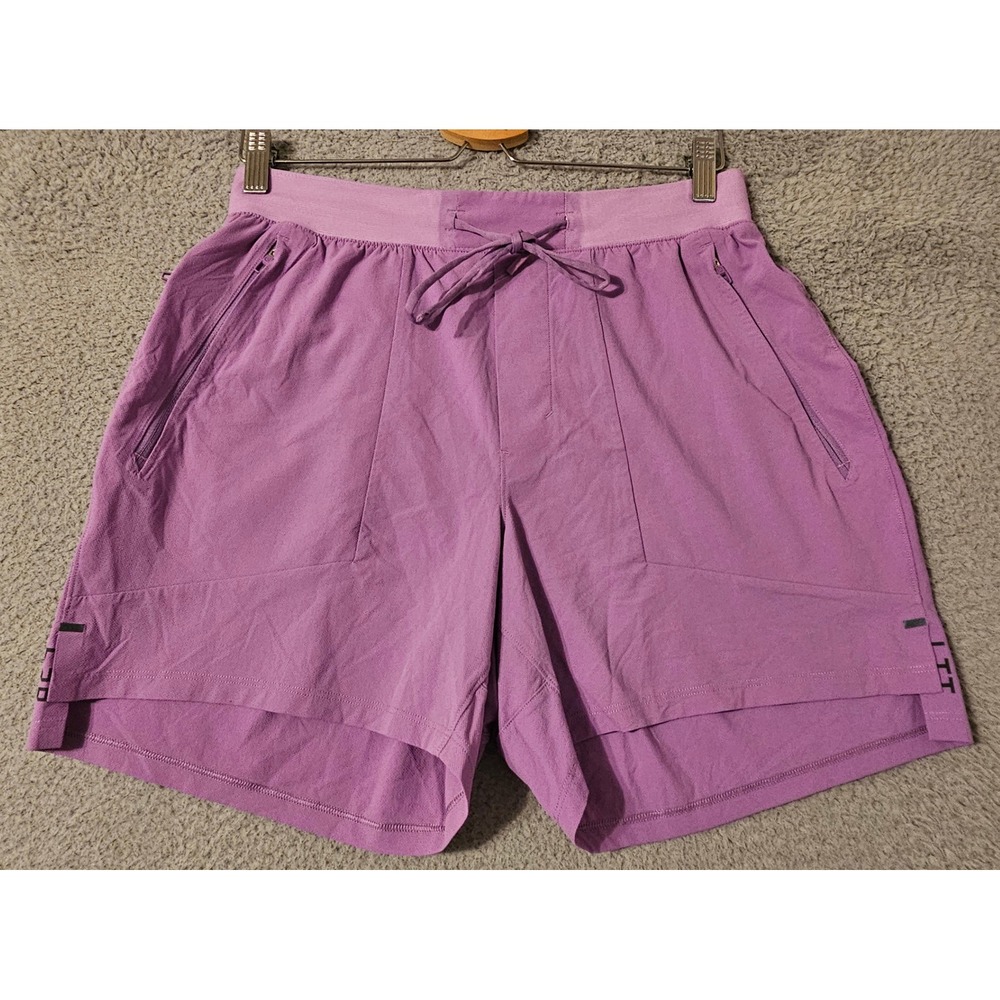 Lululemon License to Train Shorts 5" Purple Mens Size Medium LM7BO1S